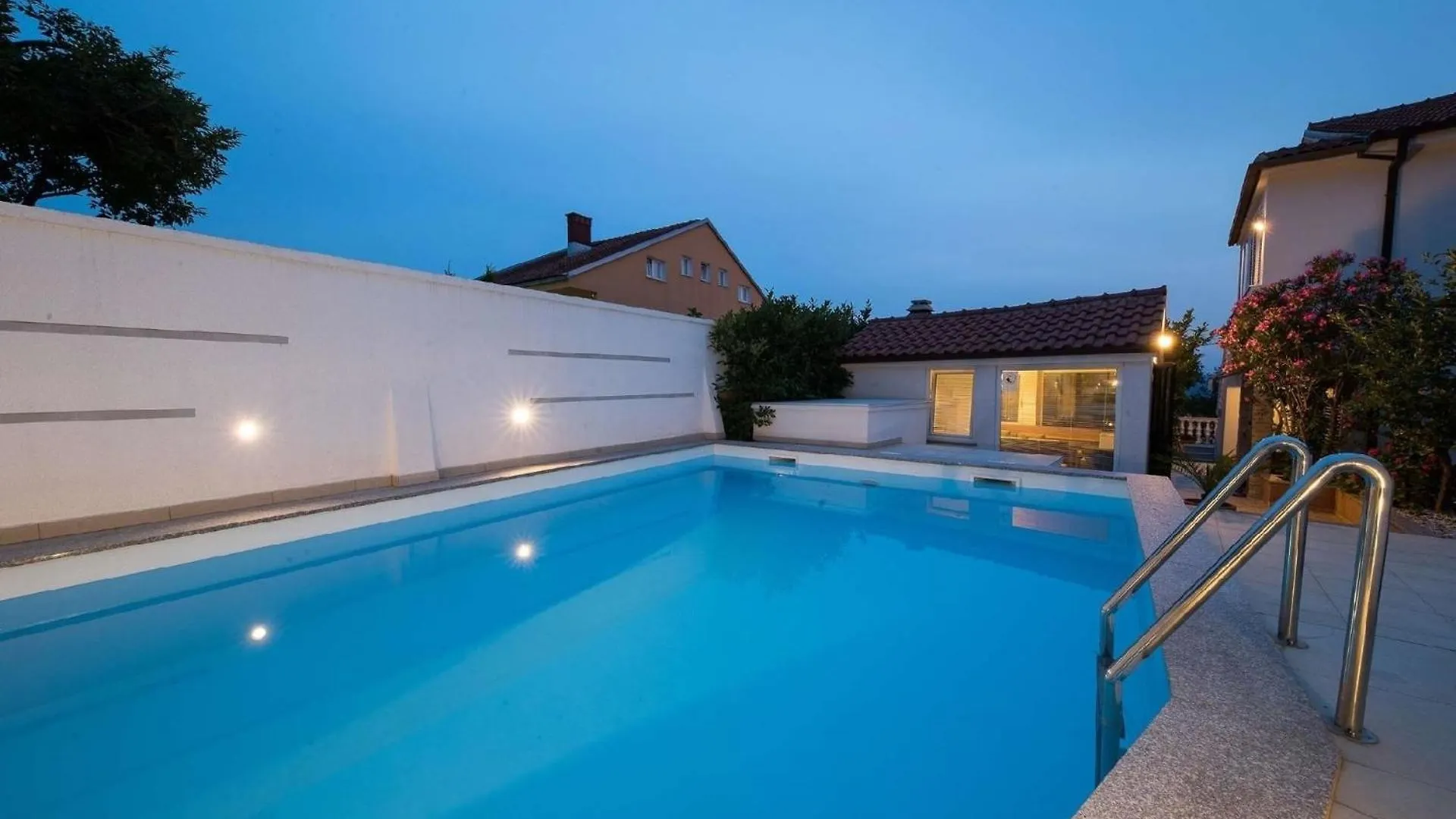 Apartment Ferienwohnung Fuer 6 Personen Ca 100 Qm In Crikvenica, Kvarner Bucht Crikvenica Und Umgebung